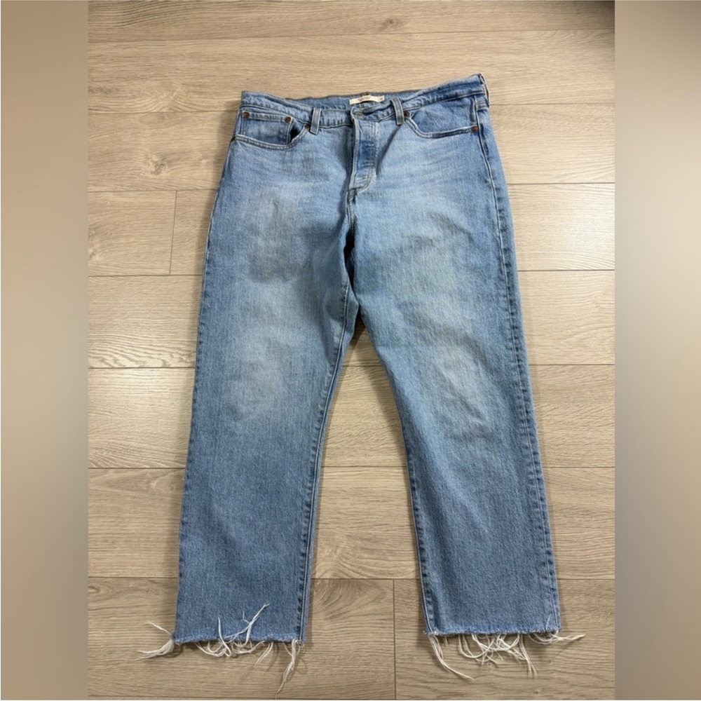 Levi’s Wedgie Straight Fit Frayed Hem Light Blue Jeans
